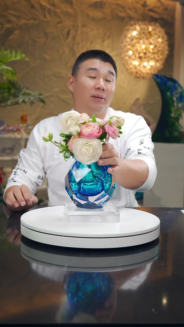 摆件宝石蓝色切面香薰瓶