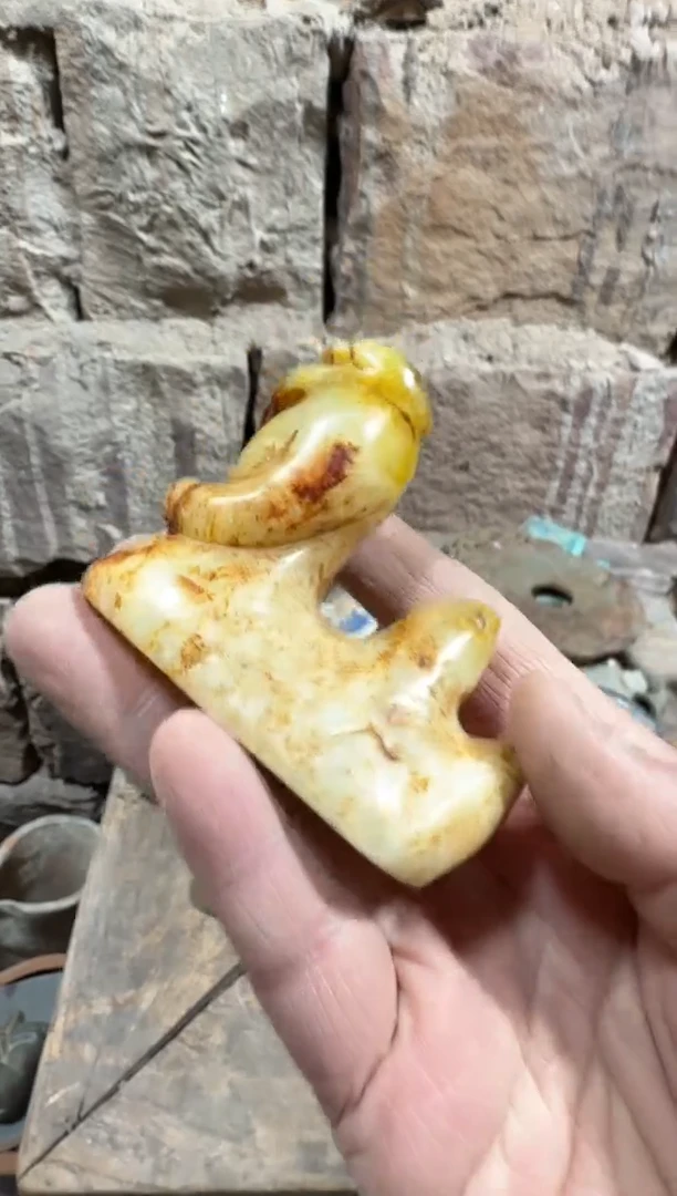 未镶嵌岫岩河磨玉（透闪石质玉）挂件玉器555555