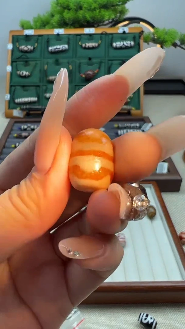 玛瑙/玉髓（覆膜）颈饰未镶嵌73.（微瑕随机发货）