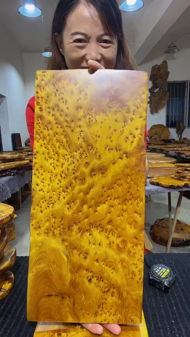 香杉木木头款龙*哲香杉树瘤