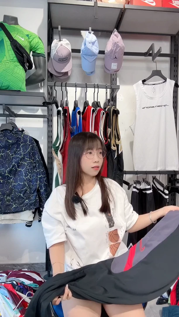 1135编码 瑕疵款以直播间过款为准 尺码M