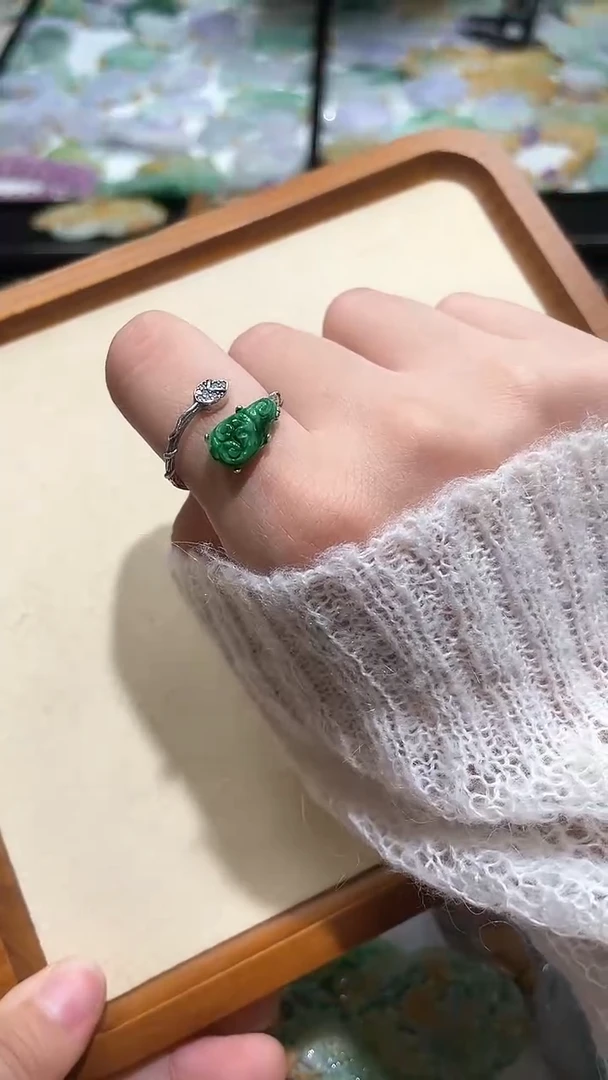 【闪购商品】翡翠戒指银S925镶嵌戒指