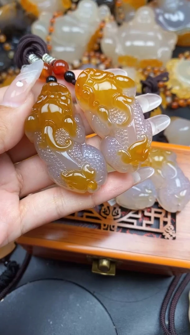 【闪购商品】玛瑙/玉髓合金颈饰ll