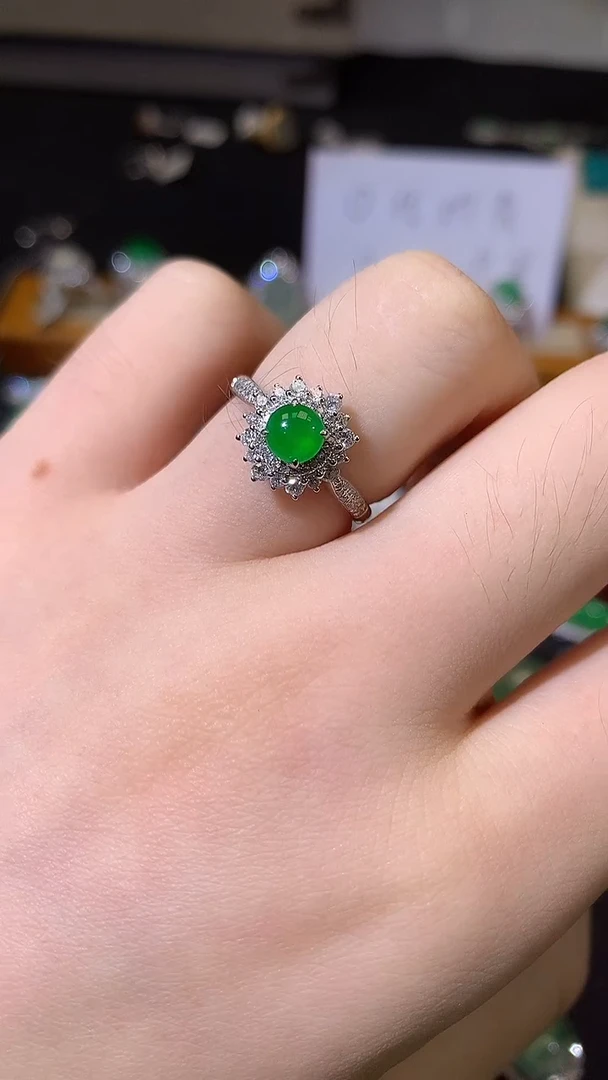 翡翠18K金镶嵌吊坠(不含链)戒指