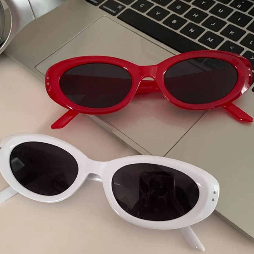 【好物分享】千禧风红色椭圆y2k墨镜女高级感太阳眼镜