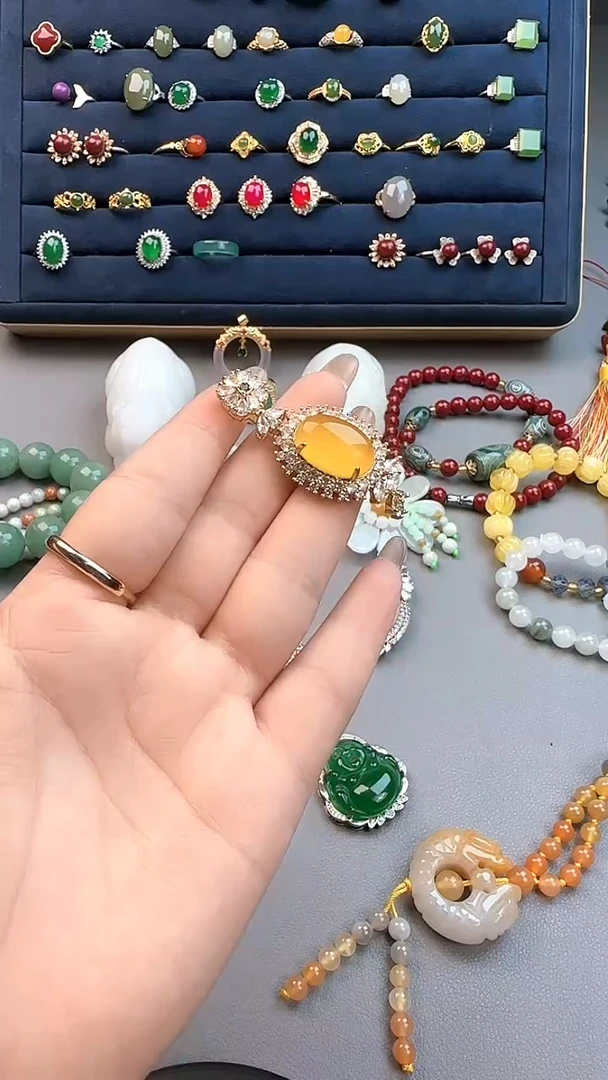 玛瑙/玉髓吊坠(不含链)合金 多样性发货拍一发一