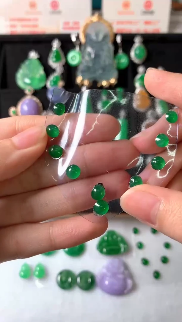 定制翡翠未镶嵌裸石