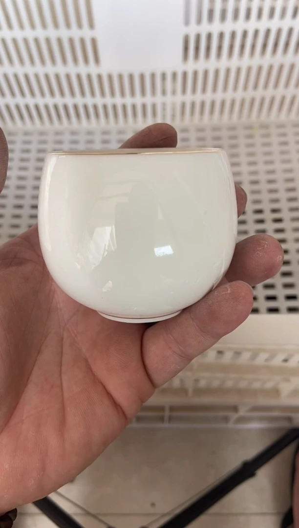 无运费险有瑕疵的摄影的产品有使用过的痕迹有点脏介意勿拍