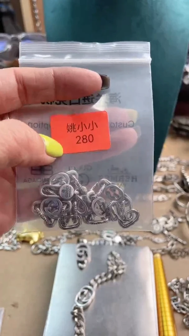 瓷片小**儿新永华世家小姨子分铺