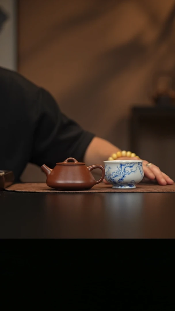 允禾斋  紫砂壶  平盖 紫泥