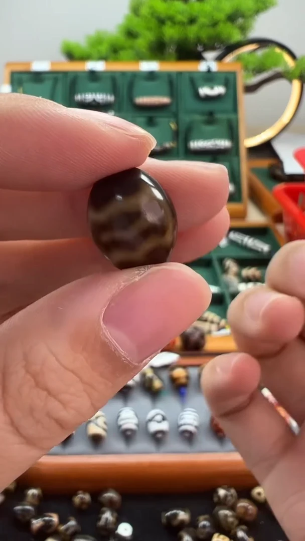 玛瑙/玉髓（覆膜）颈饰未镶嵌20.（微瑕随机发货）