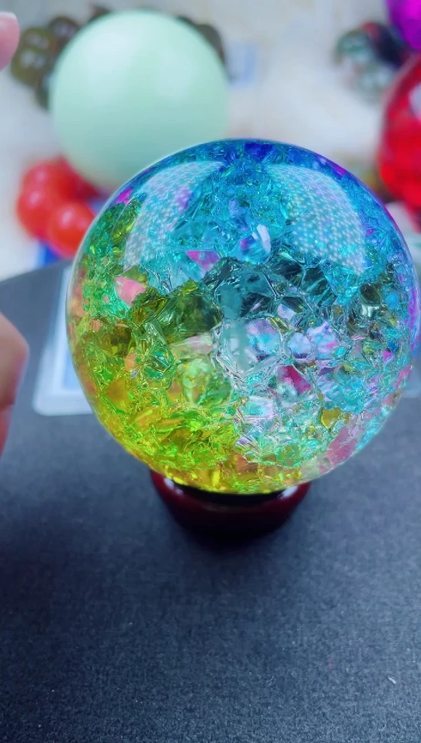 菱锰矿未镶嵌珠宝半成品七彩陨（赠底座）