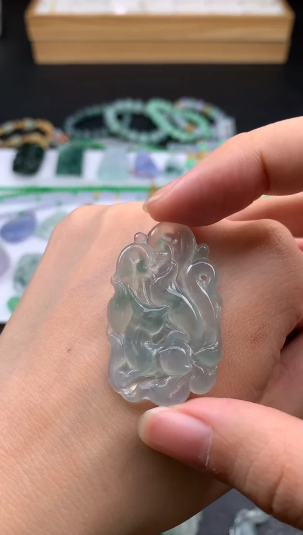 定制翡翠未镶嵌翡翠