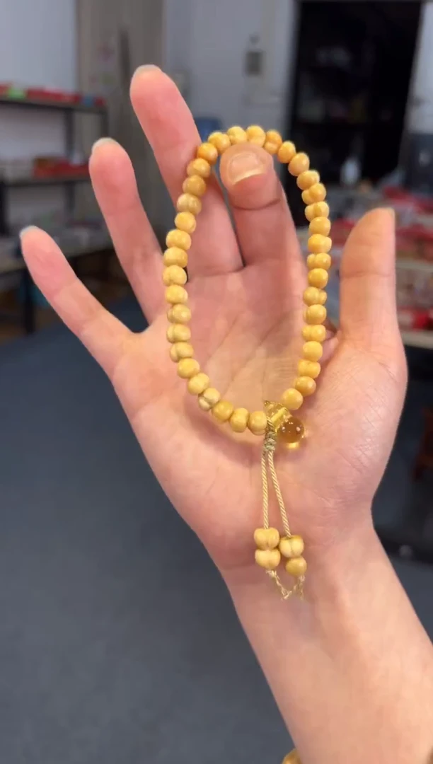 手链蜜蜡未镶嵌 8mm龙脊屁桃【蜜蜡】手持