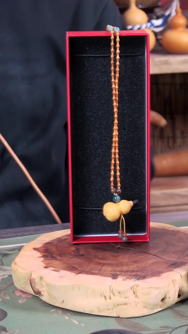 地**长古艺高师傅葫芦脖挂 编号C151