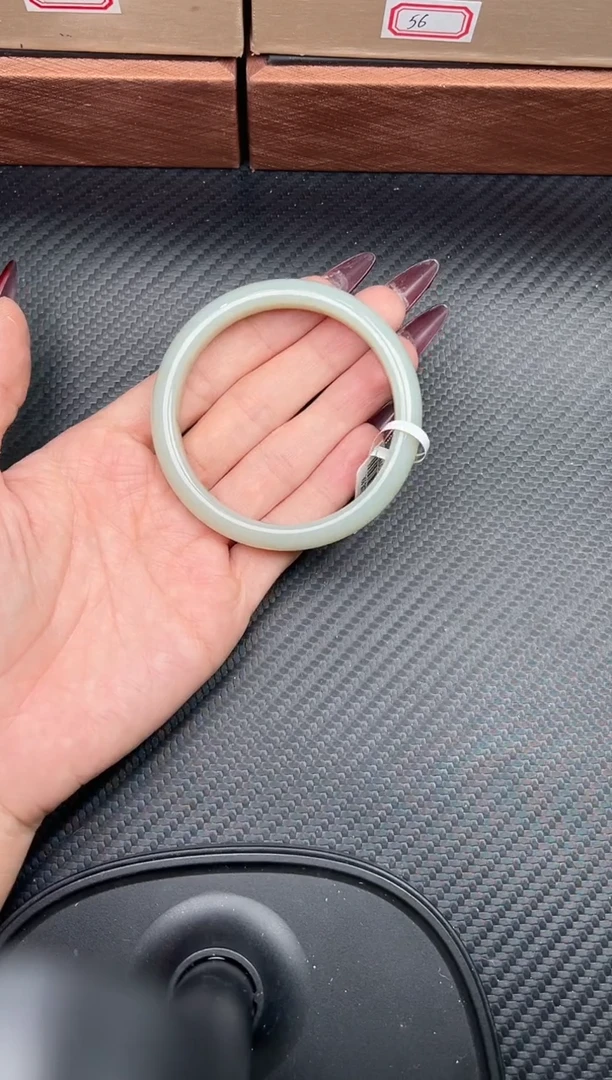 未镶嵌手镯和田玉且末微色差近矿56手镯MS