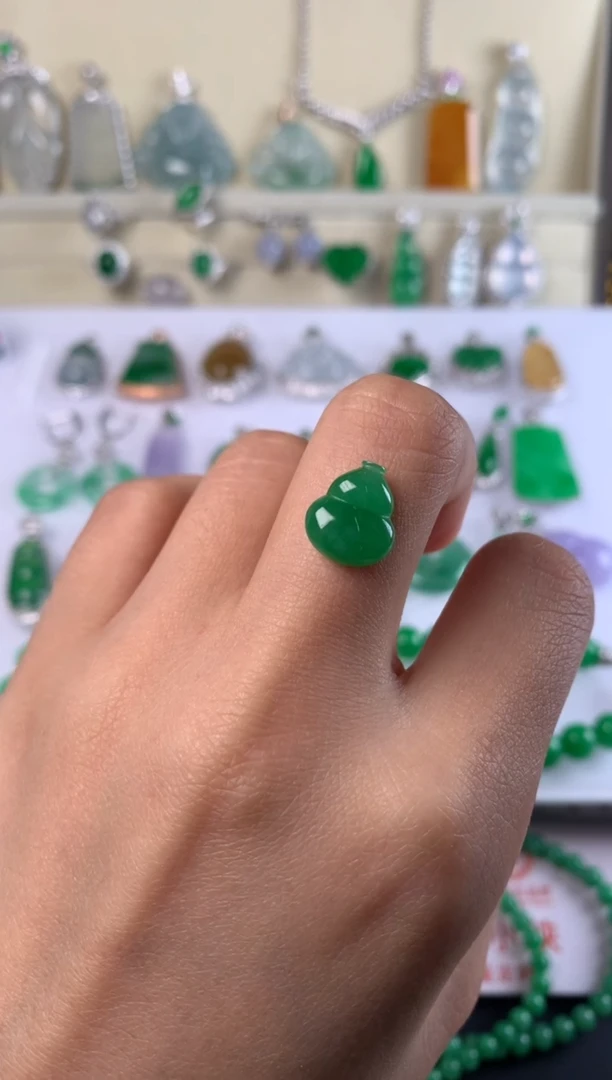 未镶嵌定制翡翠裸石（镶嵌定制）