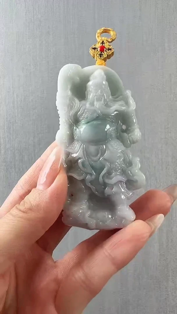 颈饰未镶嵌翡翠关公