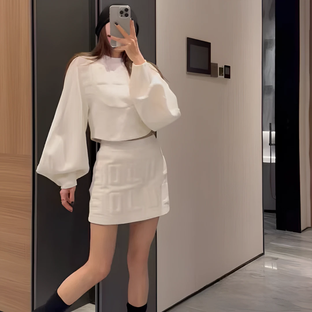 高级感简约时尚洋气美式复古盐系减龄百搭宽松款卫衣半身裙两件套