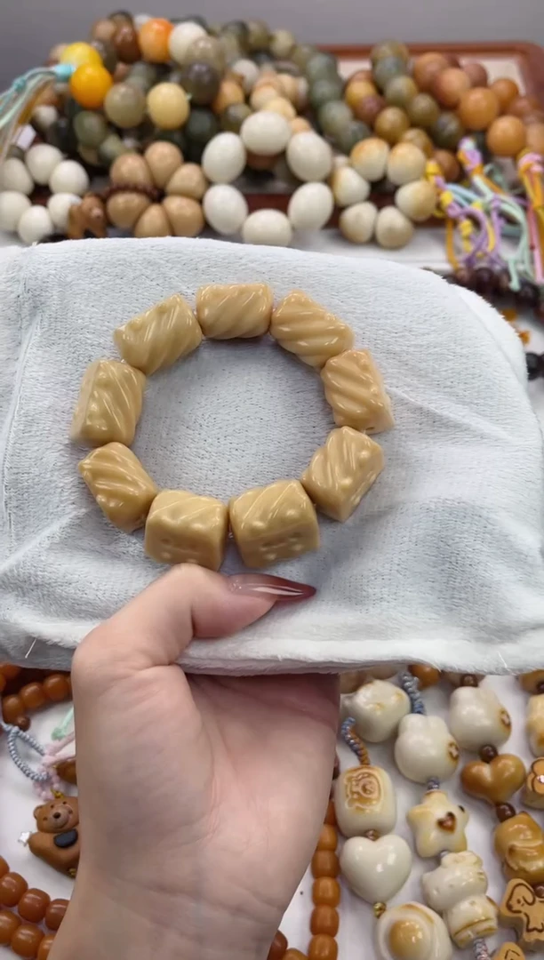 手串菩提根/象牙果象牙果风化猫咪棉花糖19*22mm手串