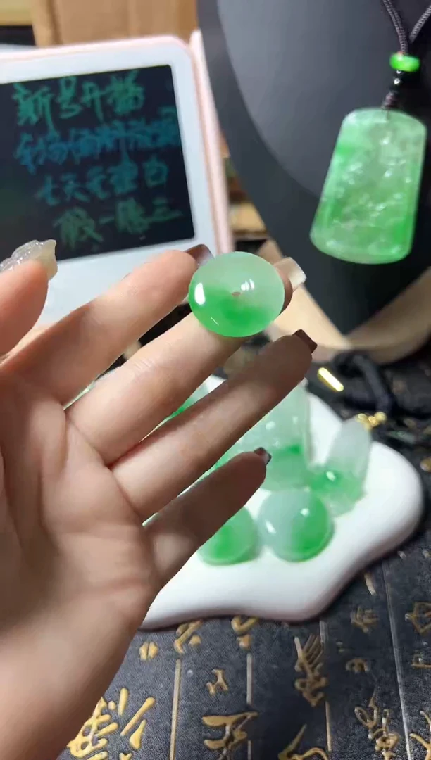 颈饰未镶嵌翡翠所见即所得，一图一物