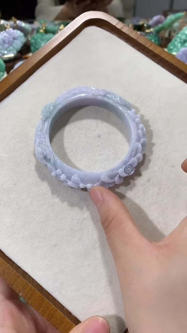 未镶嵌手镯翡翠手镯