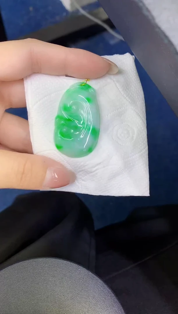 颈饰未镶嵌翡翠缅甸天然翡翠A货