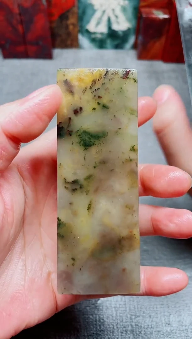 玉桂林鸡血玉素章田湾黄绿10