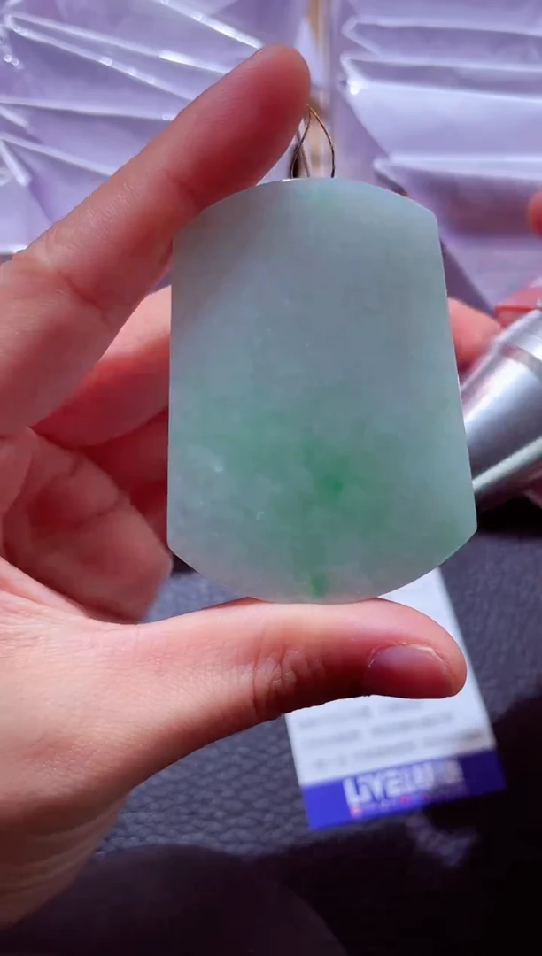 颈饰未镶嵌翡翠00006785