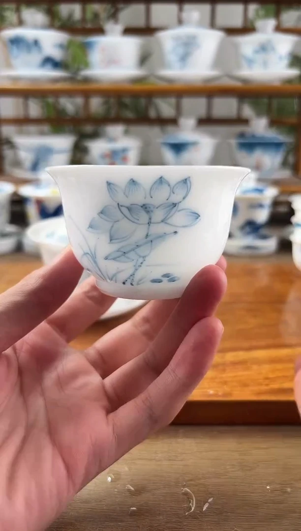 微瑕高冰素莲压手杯1个