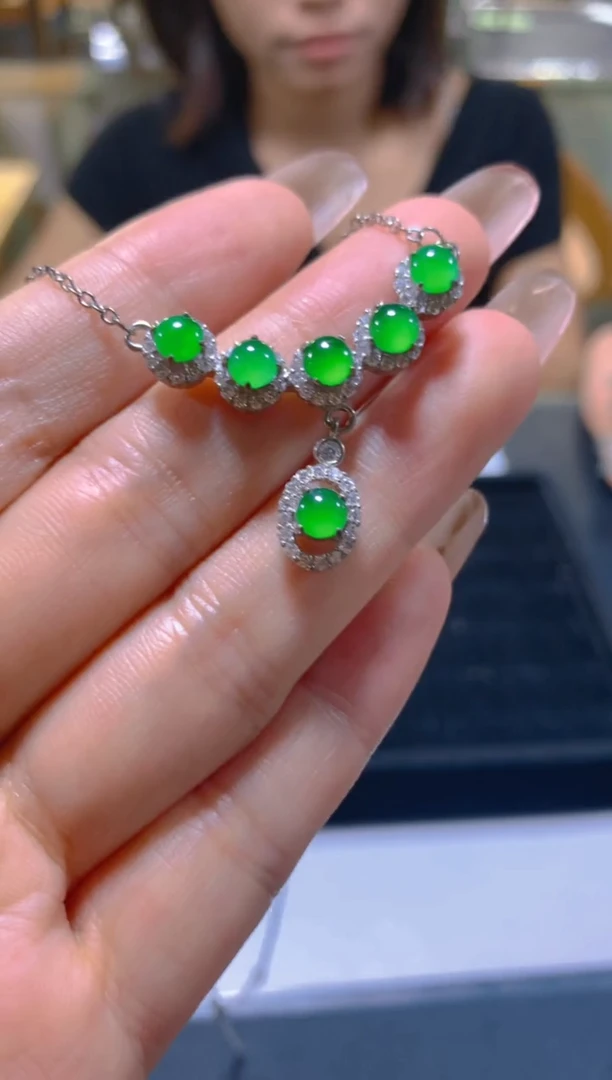 颈饰未镶嵌翡翠多样性发一