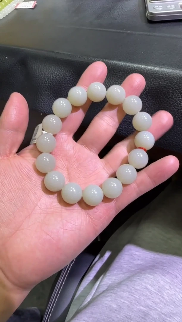 未镶嵌手串和田玉且末近况高清白手串（产地直发）