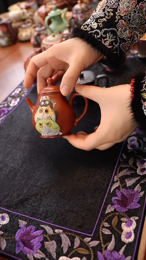 茶壶紫砂朱泥叠叠猫咪高潘壶