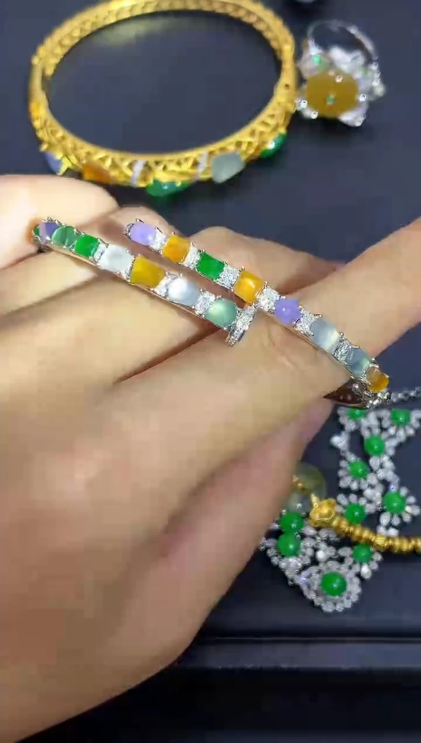 18K金镶嵌手镯翡翠858-中国好珍宝