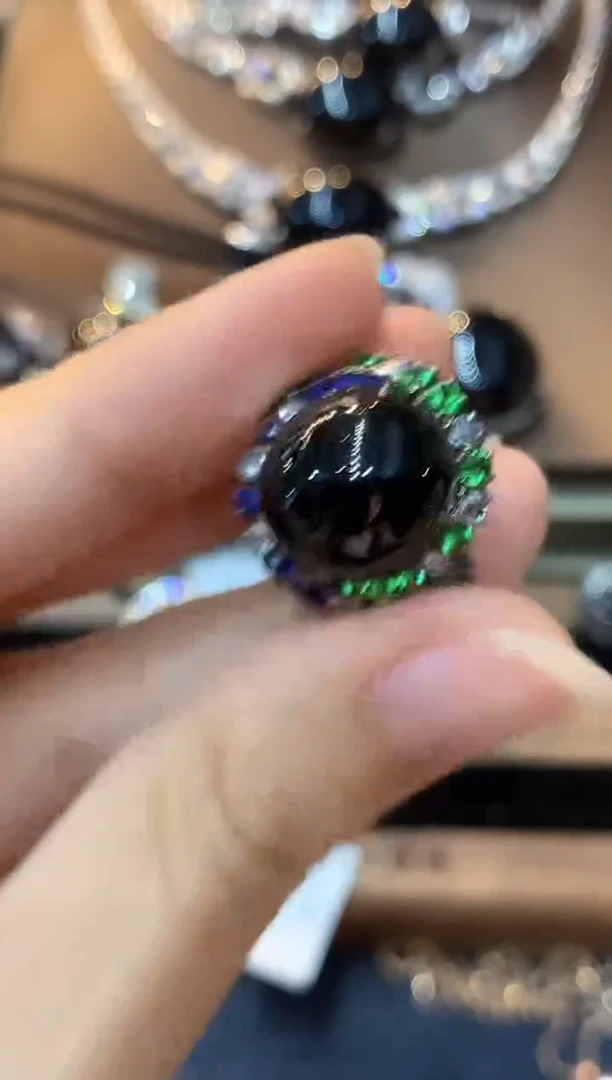 18K金镶嵌戒指翡翠C301
