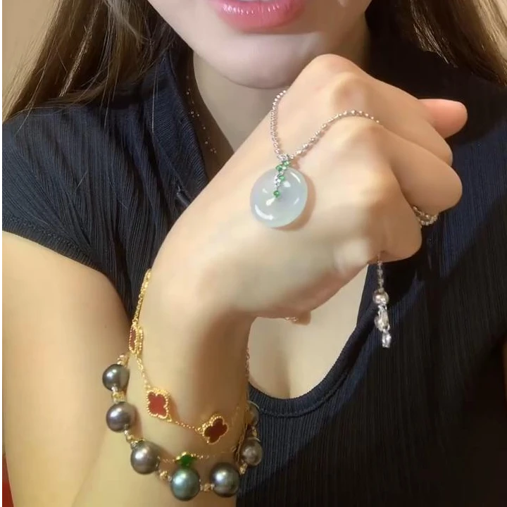 玥集珠宝 18K金 翡翠平安扣（不含链） 多样性发货一件 YL