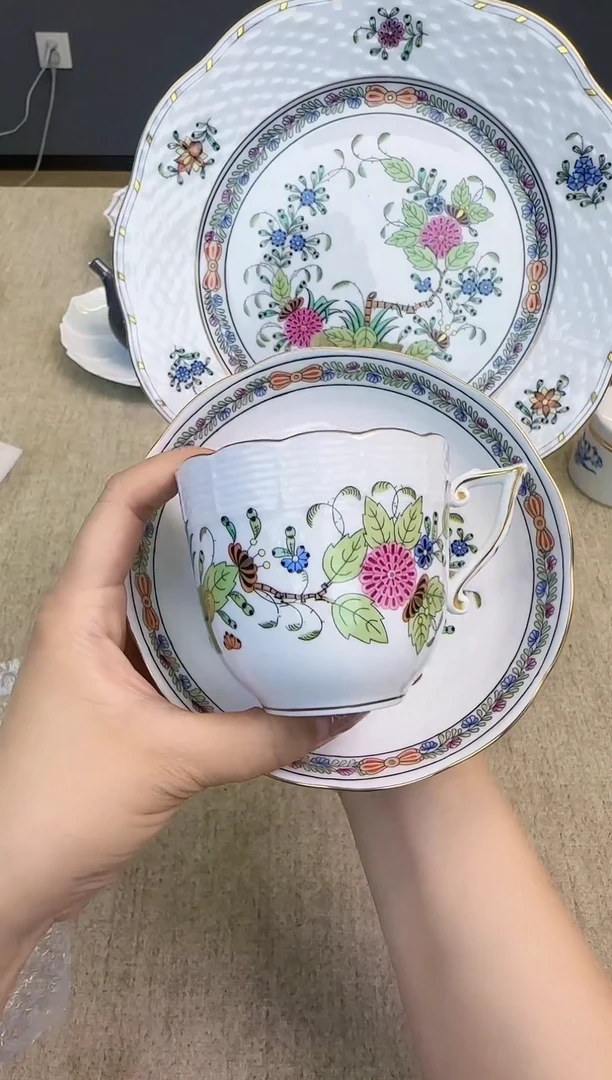 瓷片辰辰的瓷器好看到爆炸
