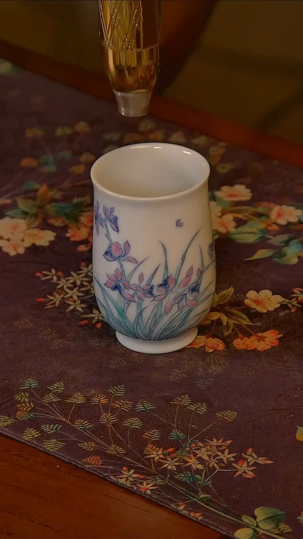 杯手工手绘杯杯很美丽