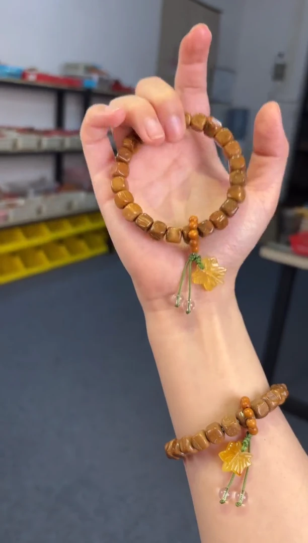 未镶嵌蜜蜡手链  9mm库克六方【一叶知秋】蜜蜡款