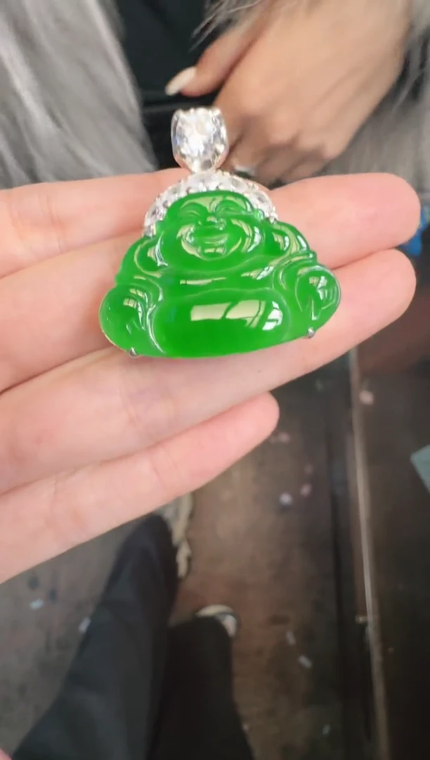 未镶嵌定制翡翠翡翠A货有轻微色差属于正常现象，佛公1