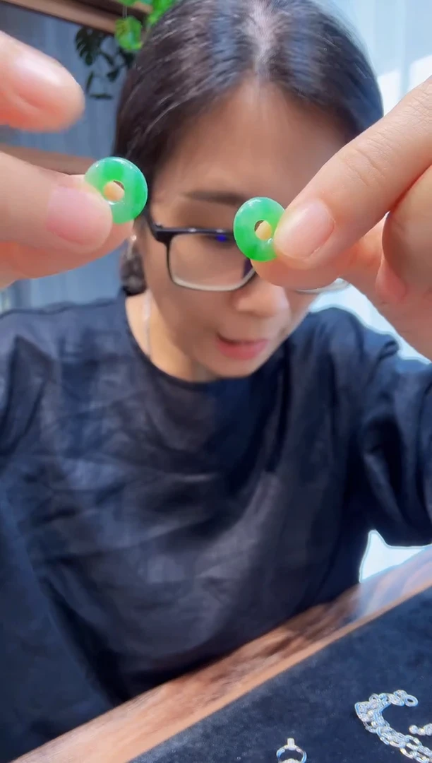 未镶嵌翡翠耳饰00001900
