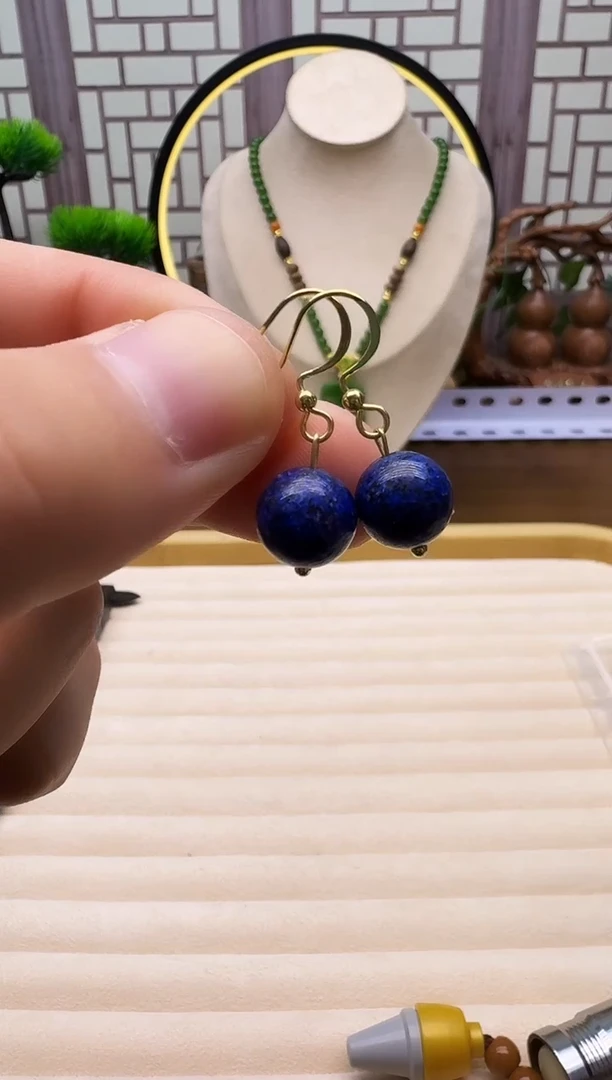 14K金镶嵌青金石耳饰E86