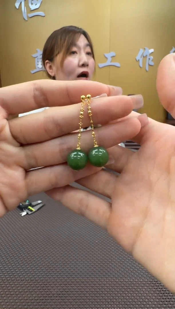 【闪购商品】和田玉耳饰18K金镶嵌11-12一对