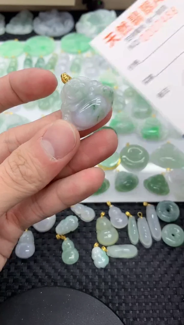 【闪购商品】翡翠颈饰未镶嵌111111111