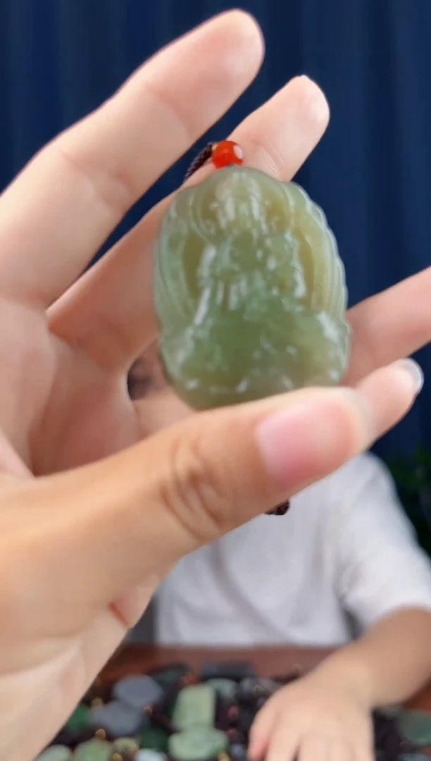 未镶嵌和田玉挂件拍一发一，多样性发货