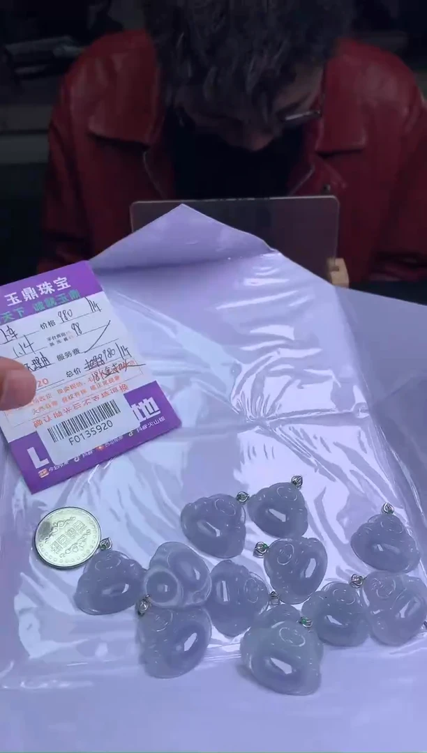 【闪购商品】翡翠吊坠(不含链)18K金镶嵌多样性发其一-F0135920