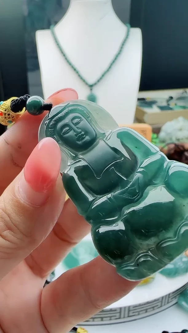 【闪购商品】翡翠颈饰未镶嵌多样性随机一件发货