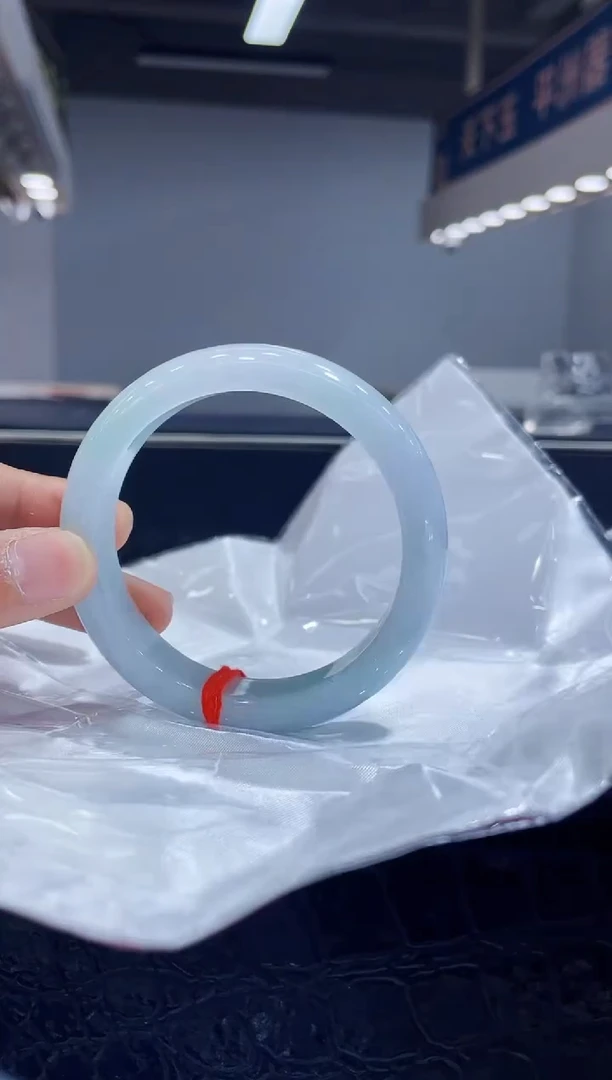 未镶嵌手镯翡翠10