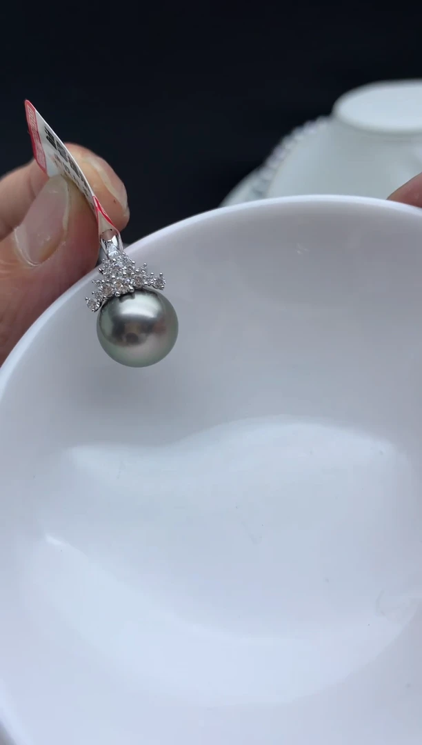 银S925镶嵌FF海水珍珠大溪地吊坠(赠链）