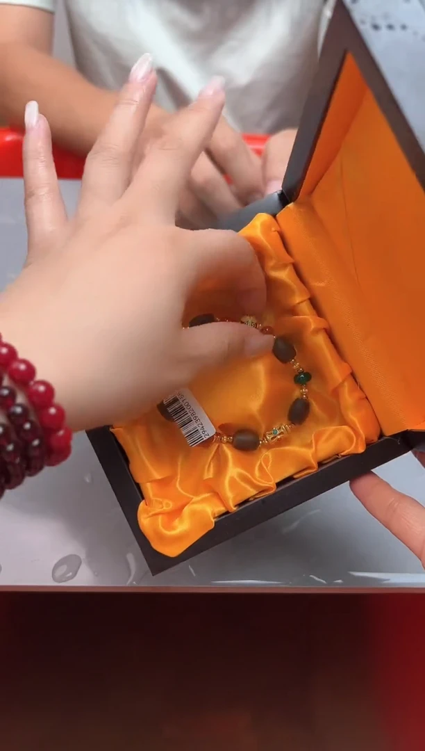 精品手串 无礼盒
